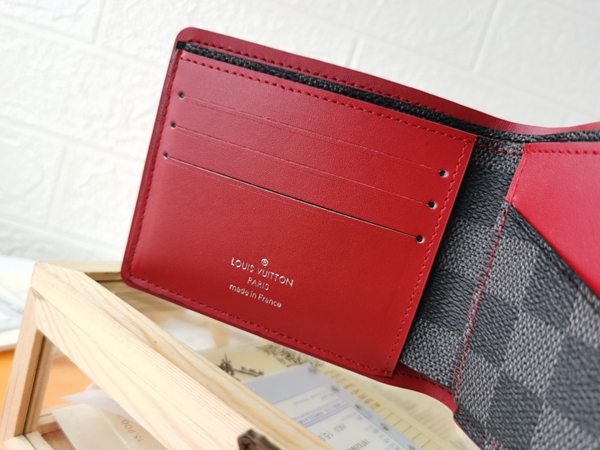 LVコピーウォレット内部構造